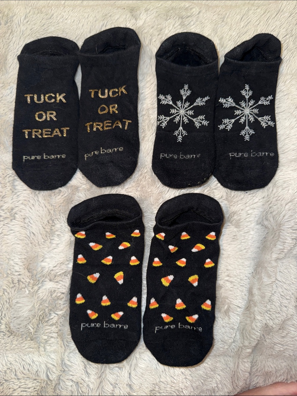 Pure Barre by Tavi Black No-Show Grip Socks - Assorted Holiday Prints (3 Pairs)